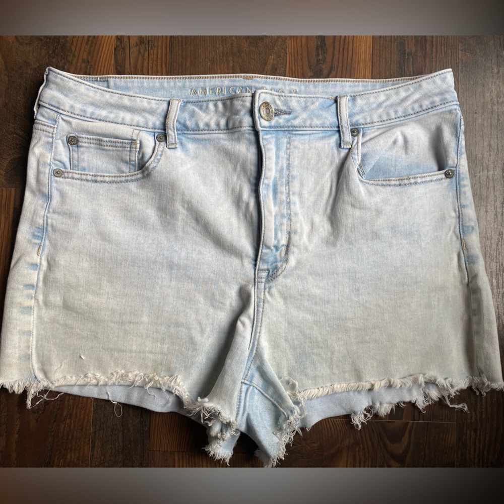 American Eagle- Women’s Hi- Rise Denim Shorts